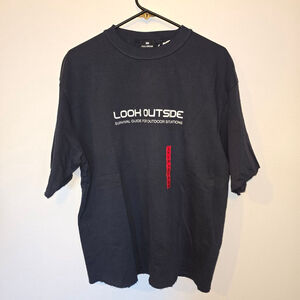 Oversized Men's PULL&BEAR Black White Graphic Short Sleeve Tee M